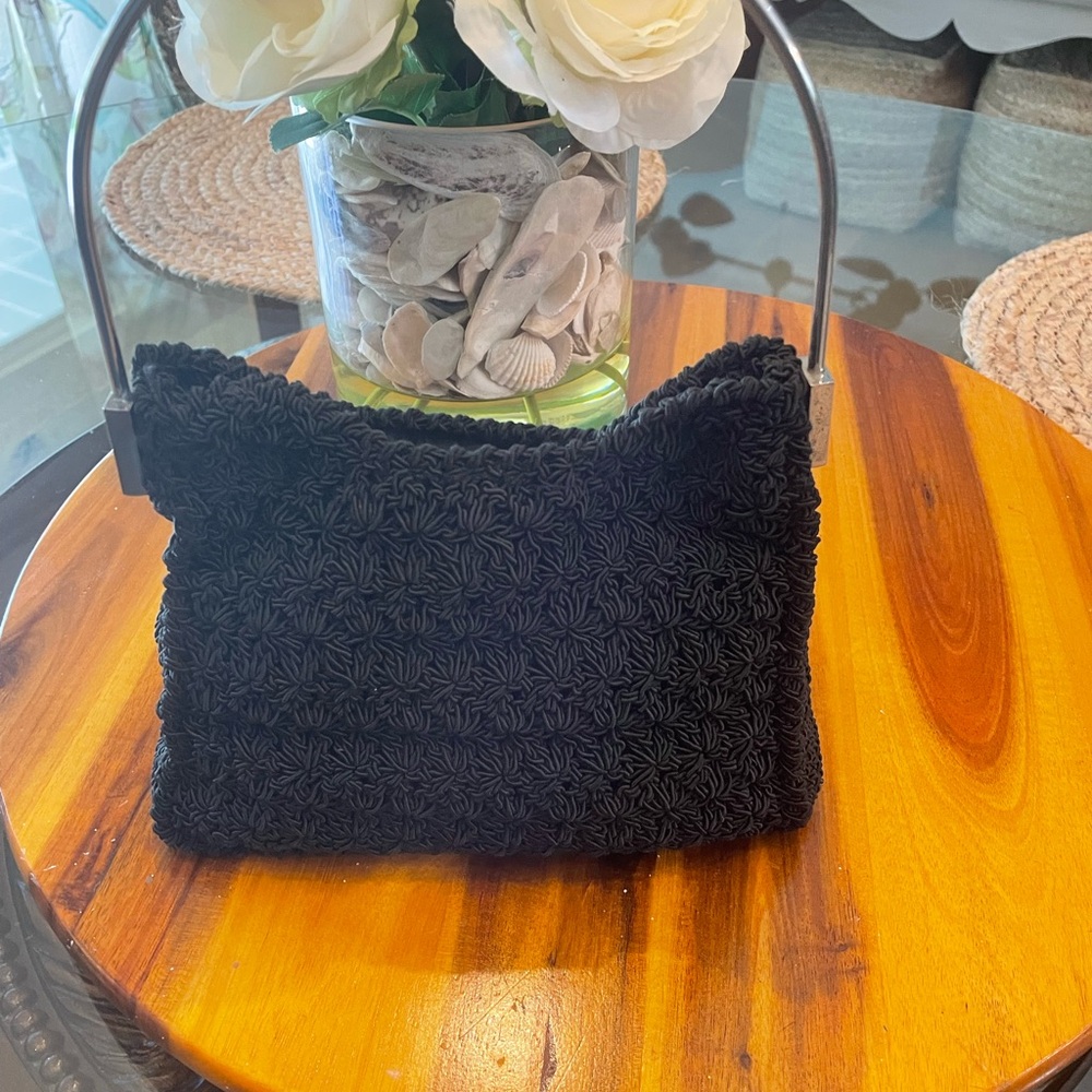 Stylish Black Tote Bag with Durable Fabric